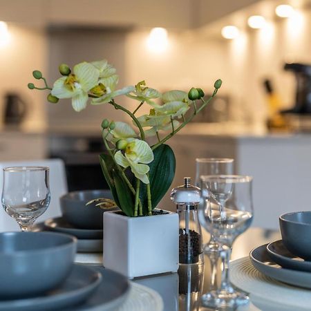 Windsor Luxury Studio Apartment Экстерьер фото